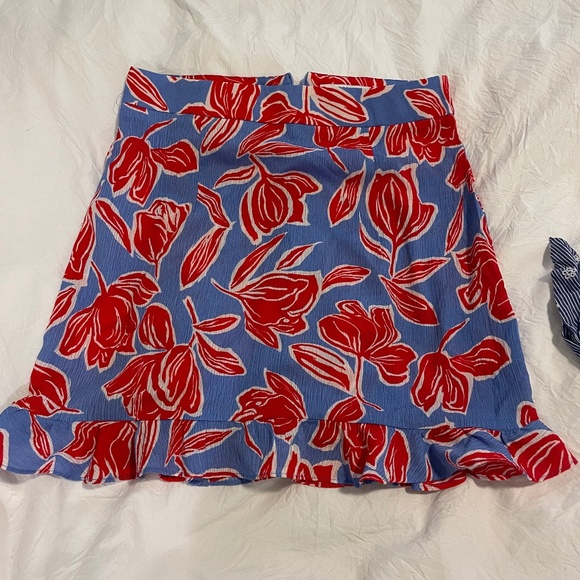 Floral mini skirt with ruffle - Picture 1 of 1